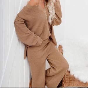 2 piece lounge set